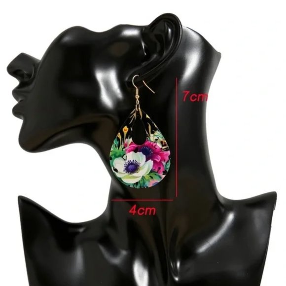 Polyresin Flower Print Water Drop Earrings - Picture 3 of 4